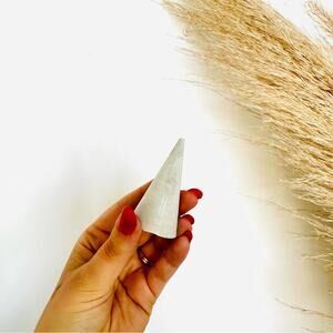 NEW Handmade Grey Concrete Natural Cone Jewelry Ring Holder Home Accent Decor